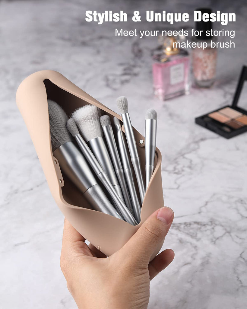 Travel Makeup Brush Holder, Magnetic Anti-fall Out Silicon Portable Cosmetic Face Brushes Holder, Soft and Sleek Makeup Tools Organizer for Travel-Khaki